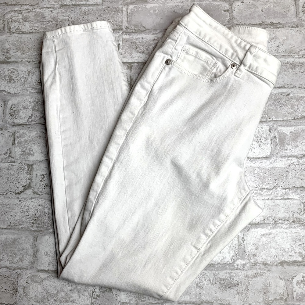 Loft White Jeans Curvy Skinny Ankle Some Stretch EUC 6 😍